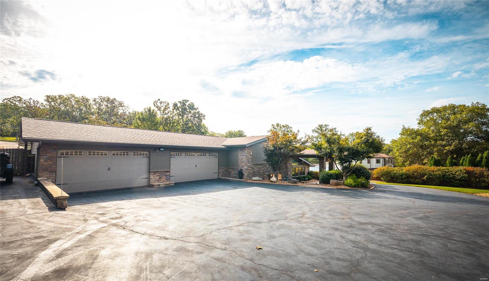 10010 Edmondson Hills Dr Property Photo 36