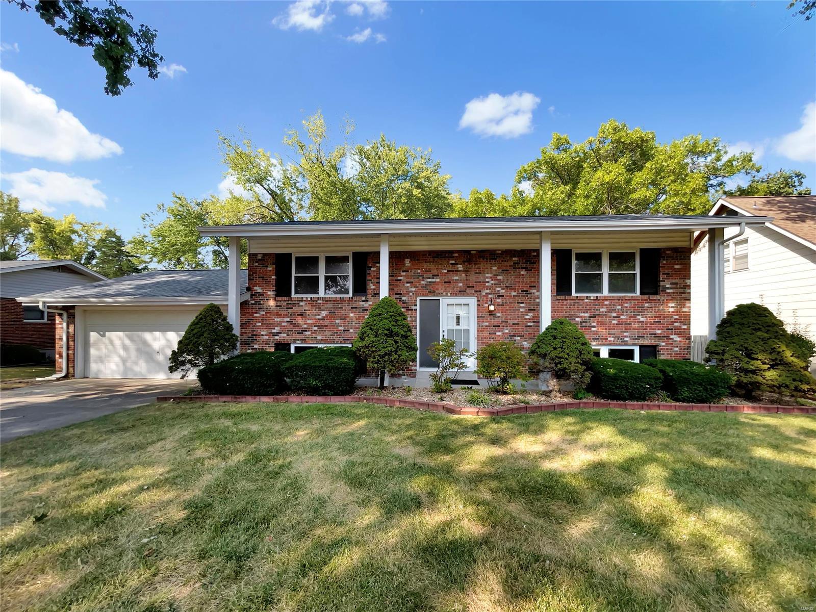 1114 Wedgewood Drive Property Photo 1