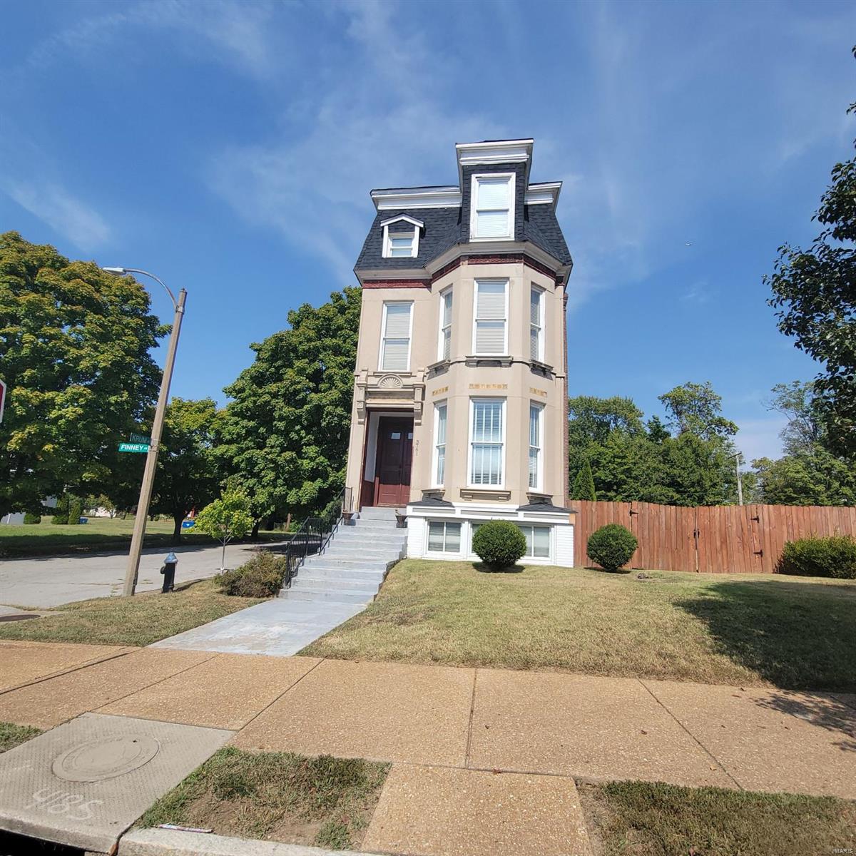 3761 Finney Avenue Property Photo