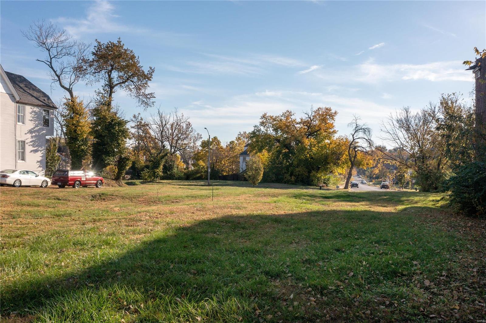 1039 Goodfellow Boulevard Property Photo 2