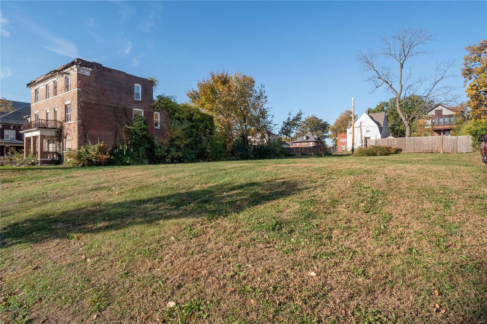 1039 Goodfellow Boulevard Property Photo 3