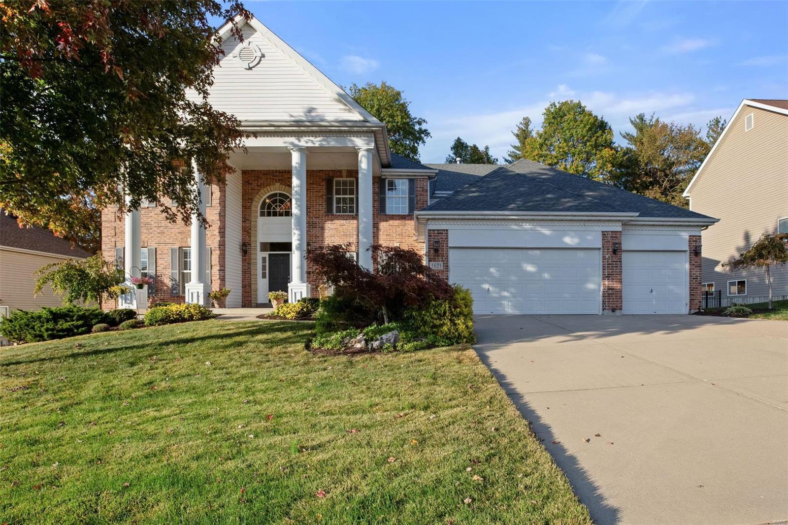 1621 Bentshire Court Property Photo 1