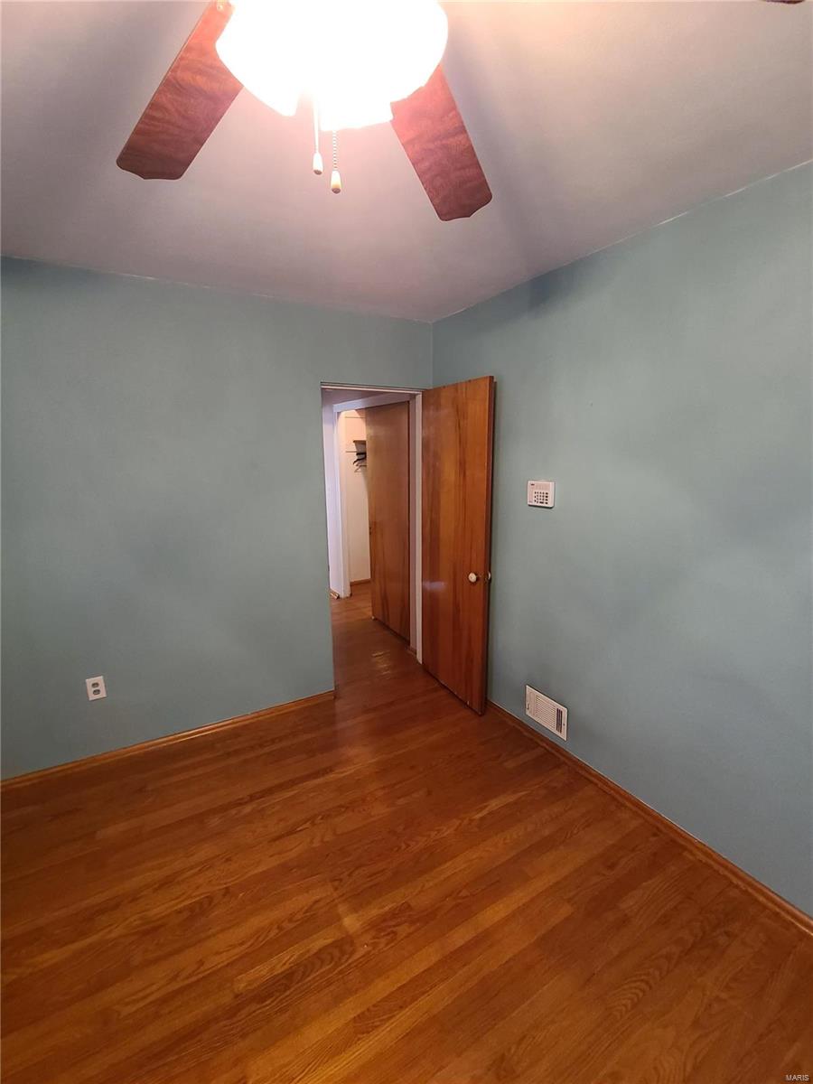 2406 Grand Avenue Property Photo 16