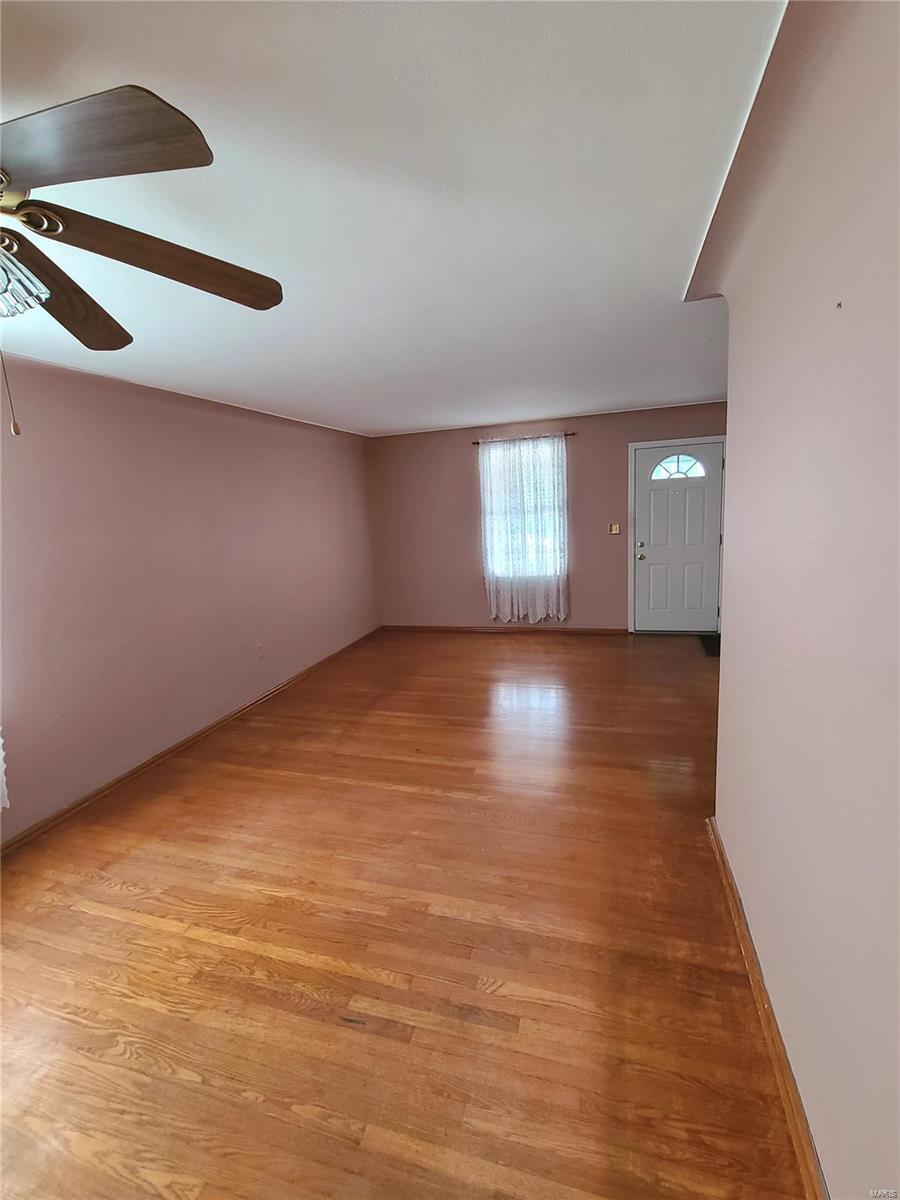 2406 Grand Avenue Property Photo 17