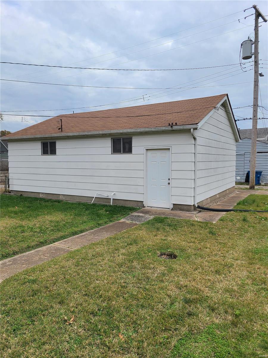 2406 Grand Avenue Property Photo 21