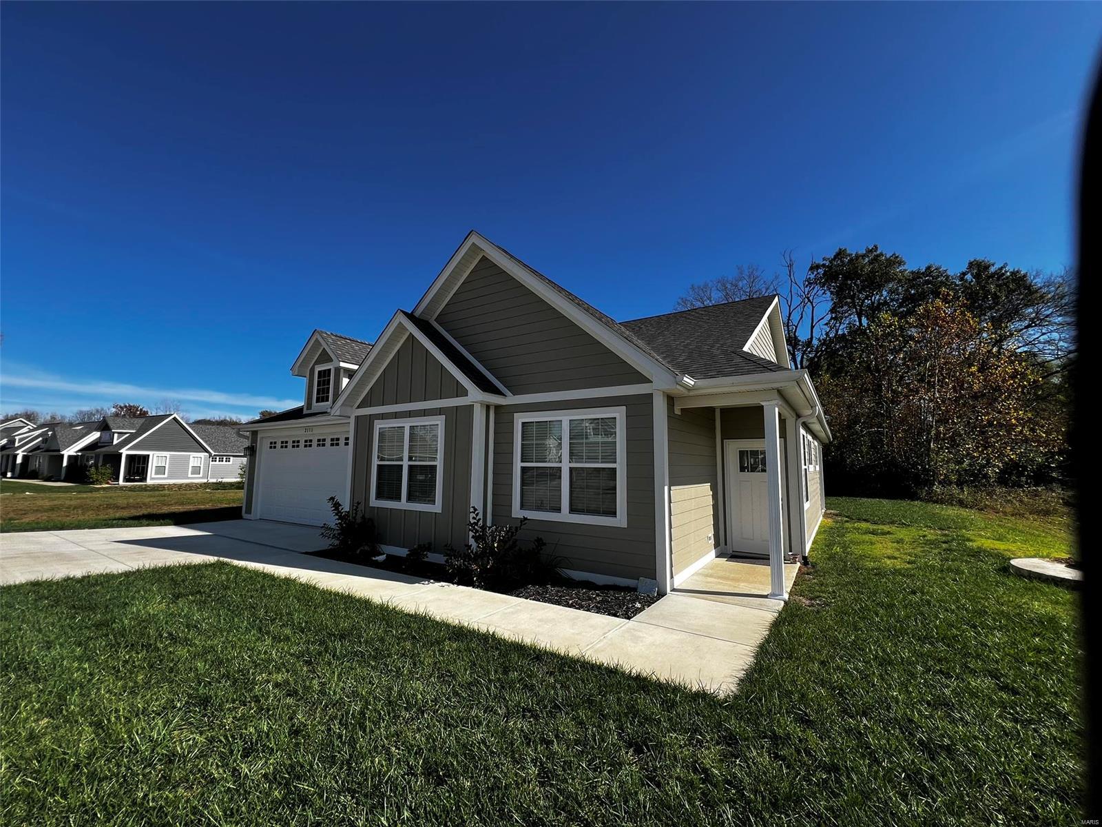 2111 Esker Trail Property Photo 4