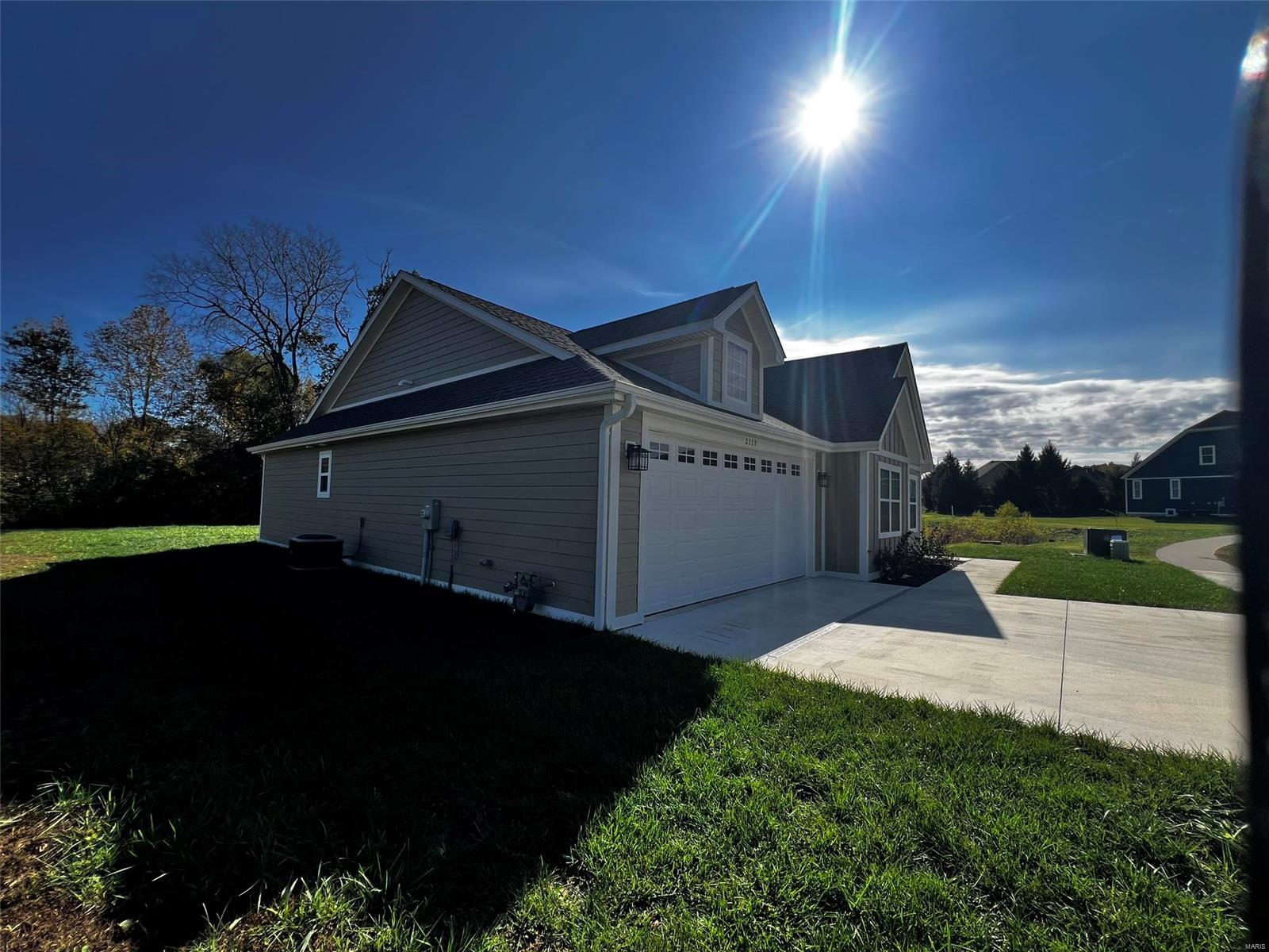2111 Esker Trail Property Photo 31