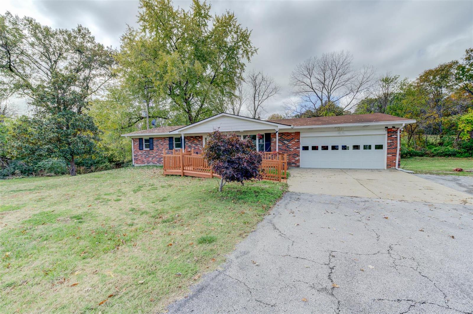 1221 Birdie Hills Road Property Photo 2