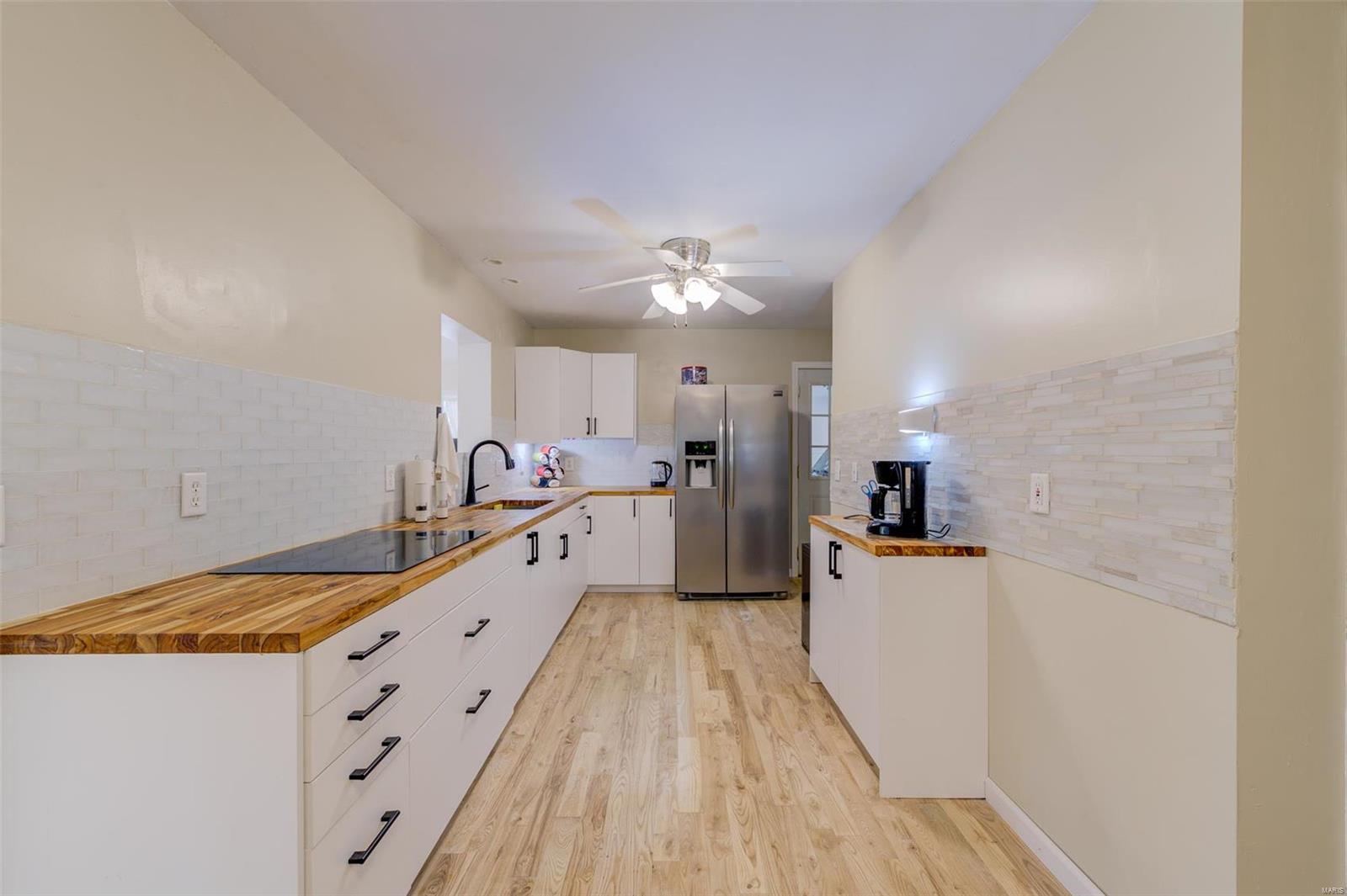 1221 Birdie Hills Road Property Photo 8