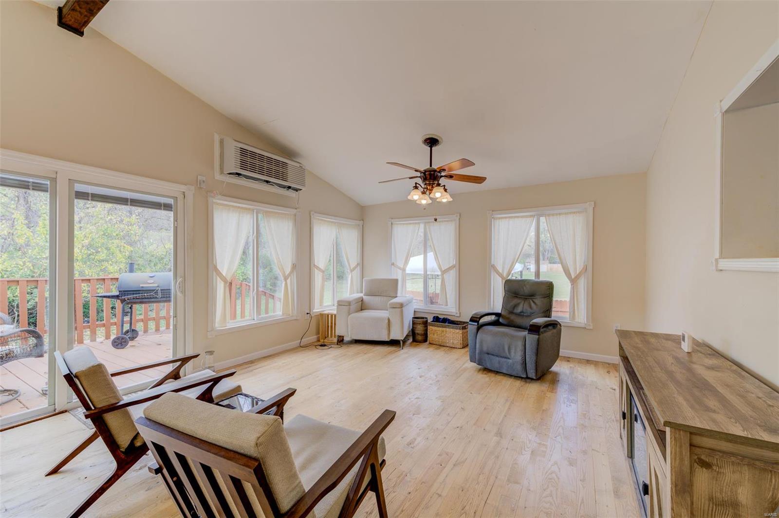 1221 Birdie Hills Road Property Photo 14