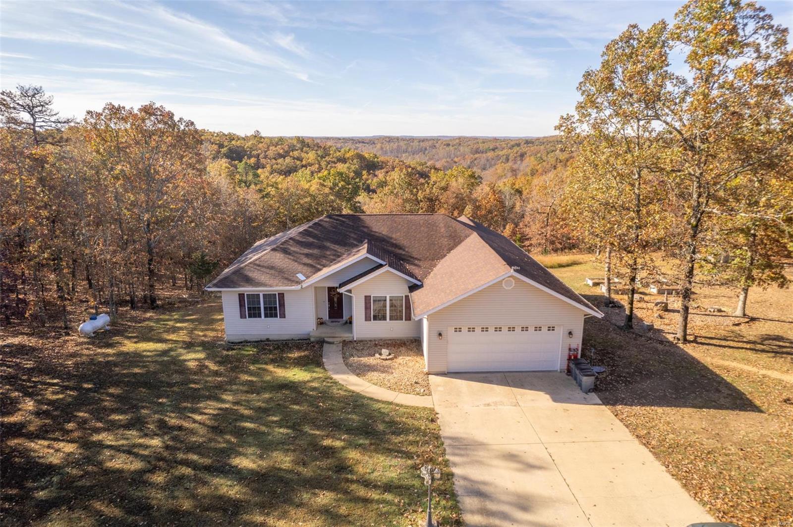810 Wayne Route V Property Photo 3