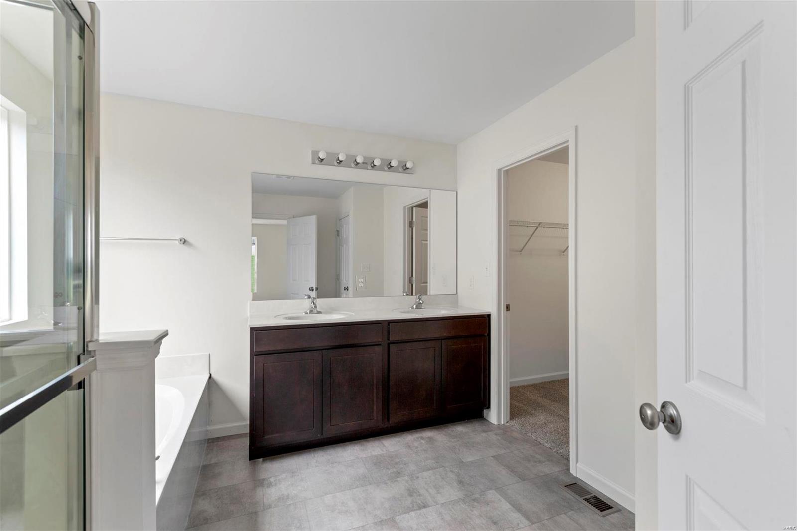 3139 White Pine Drive Property Photo 22