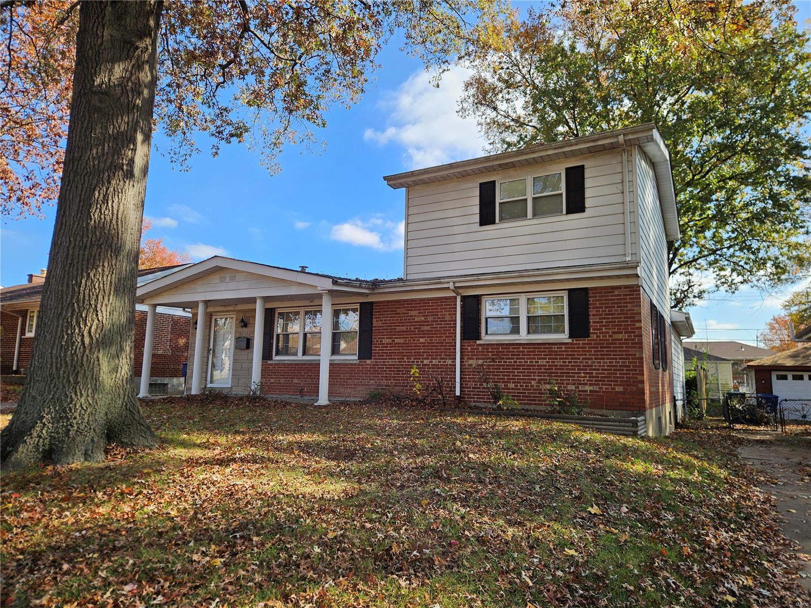 8124 Parkwood Drive Property Photo