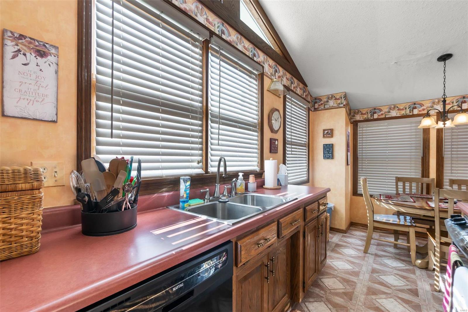 2230 Kent Drive Property Photo 14