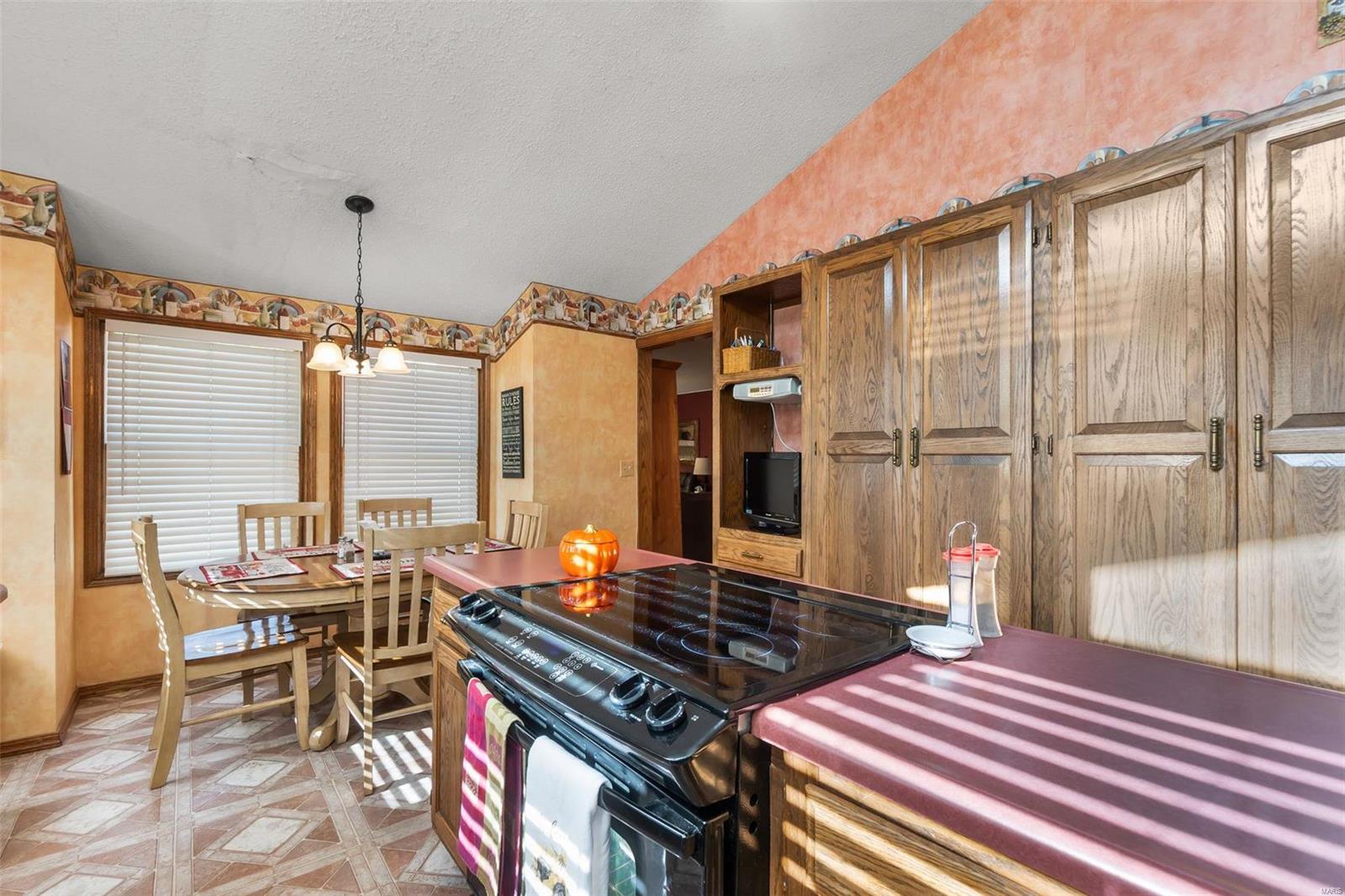 2230 Kent Drive Property Photo 15