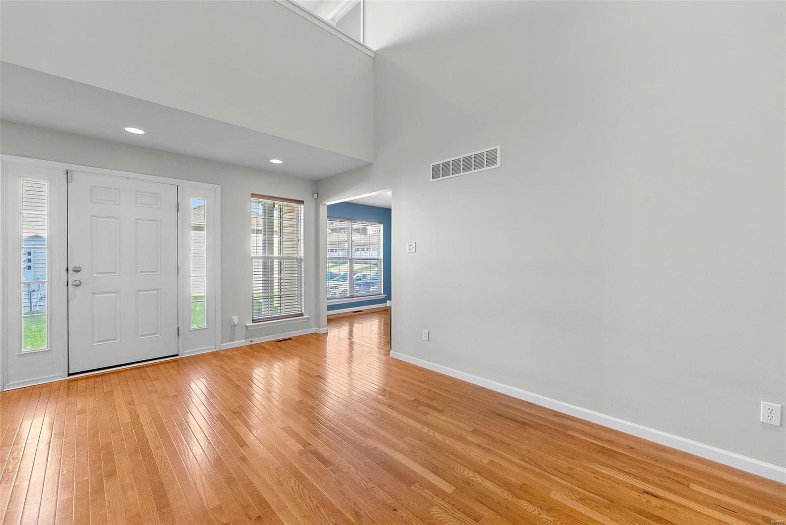476 Coachgate Court Property Photo 13