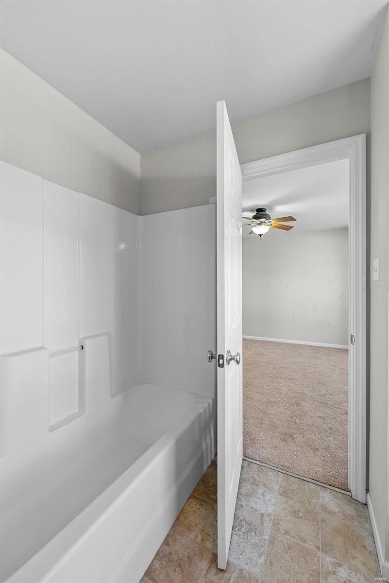 476 Coachgate Court Property Photo 18