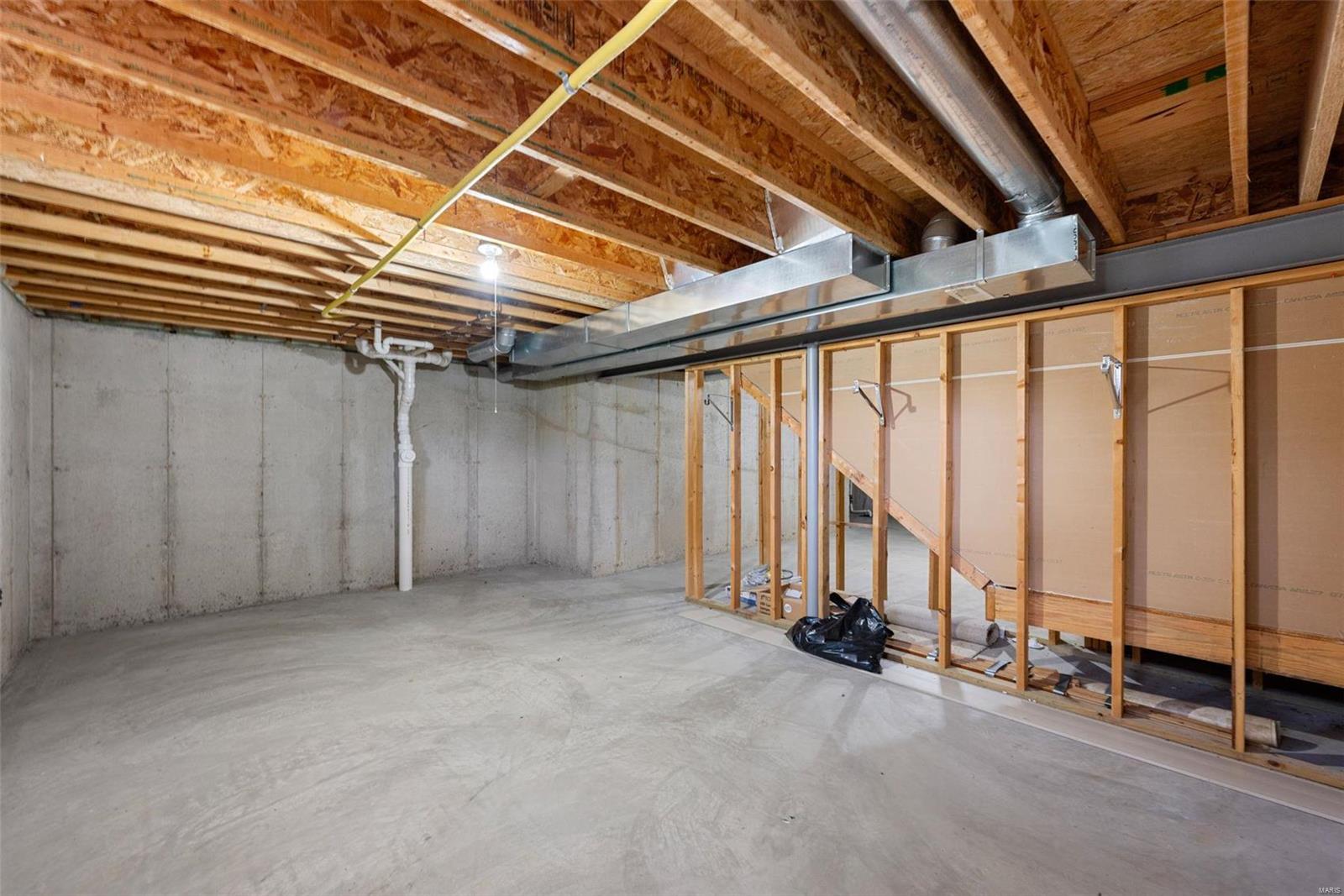 476 Coachgate Court Property Photo 29