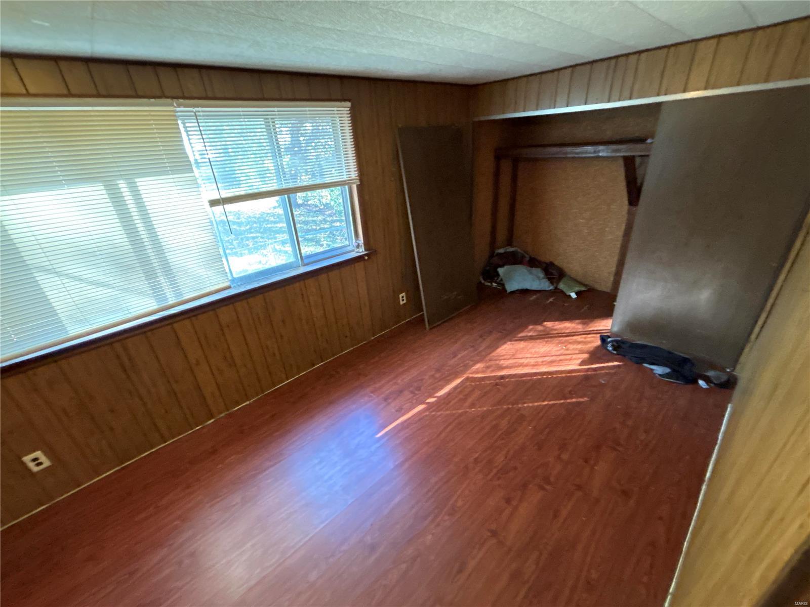 9705 Winkler Drive Property Photo 18