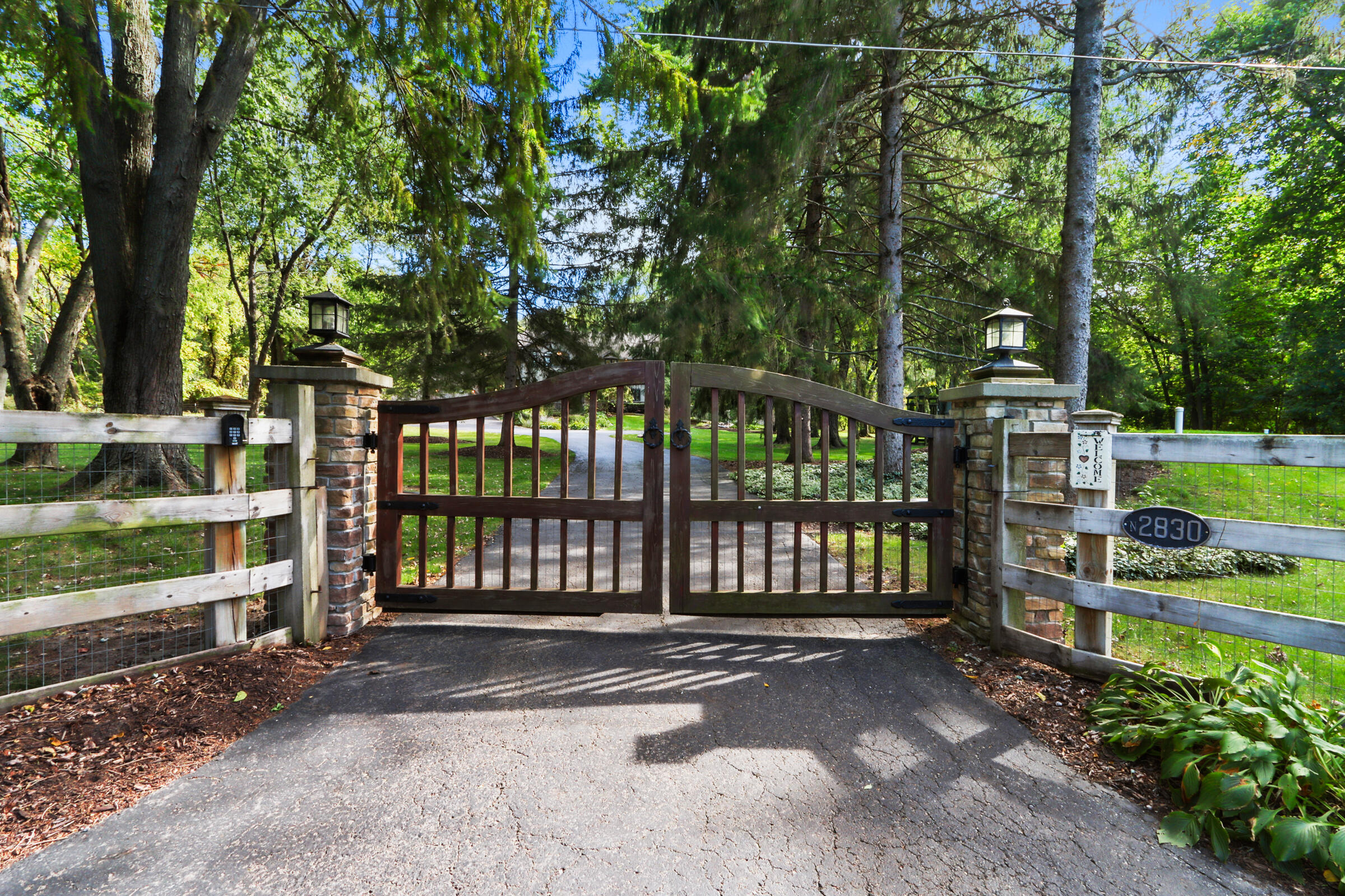 N2830 Walden Ln Property Photo 1