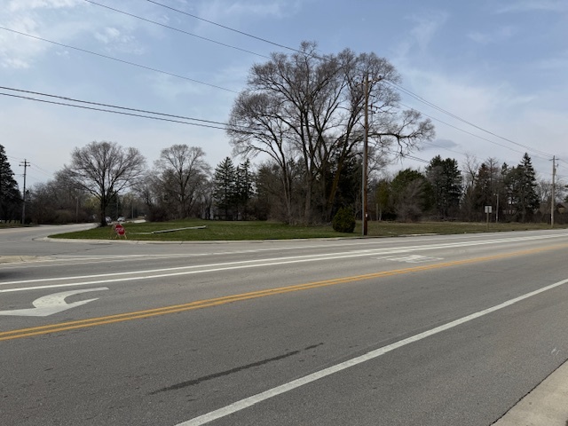 10401 N Cedarburg Rd Property Photo 1