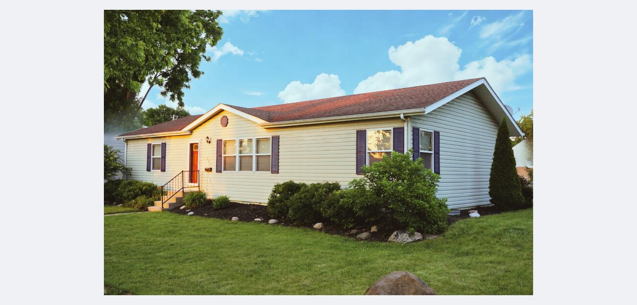 927 State St Property Photo 1