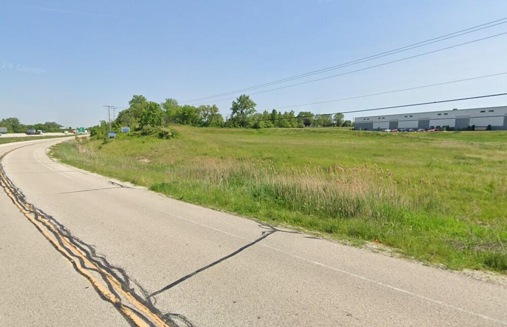 4731 E Frontage Rd Property Photo 1