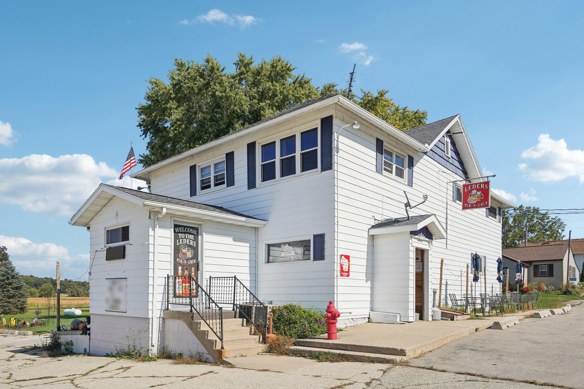 1939868 Property Photo 1
