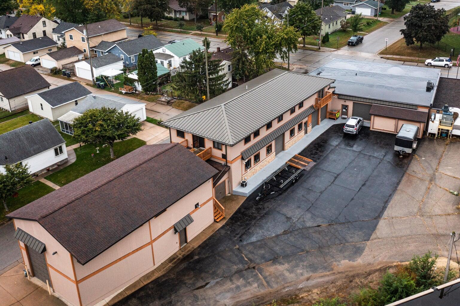 1613 Chase St Property Photo 1