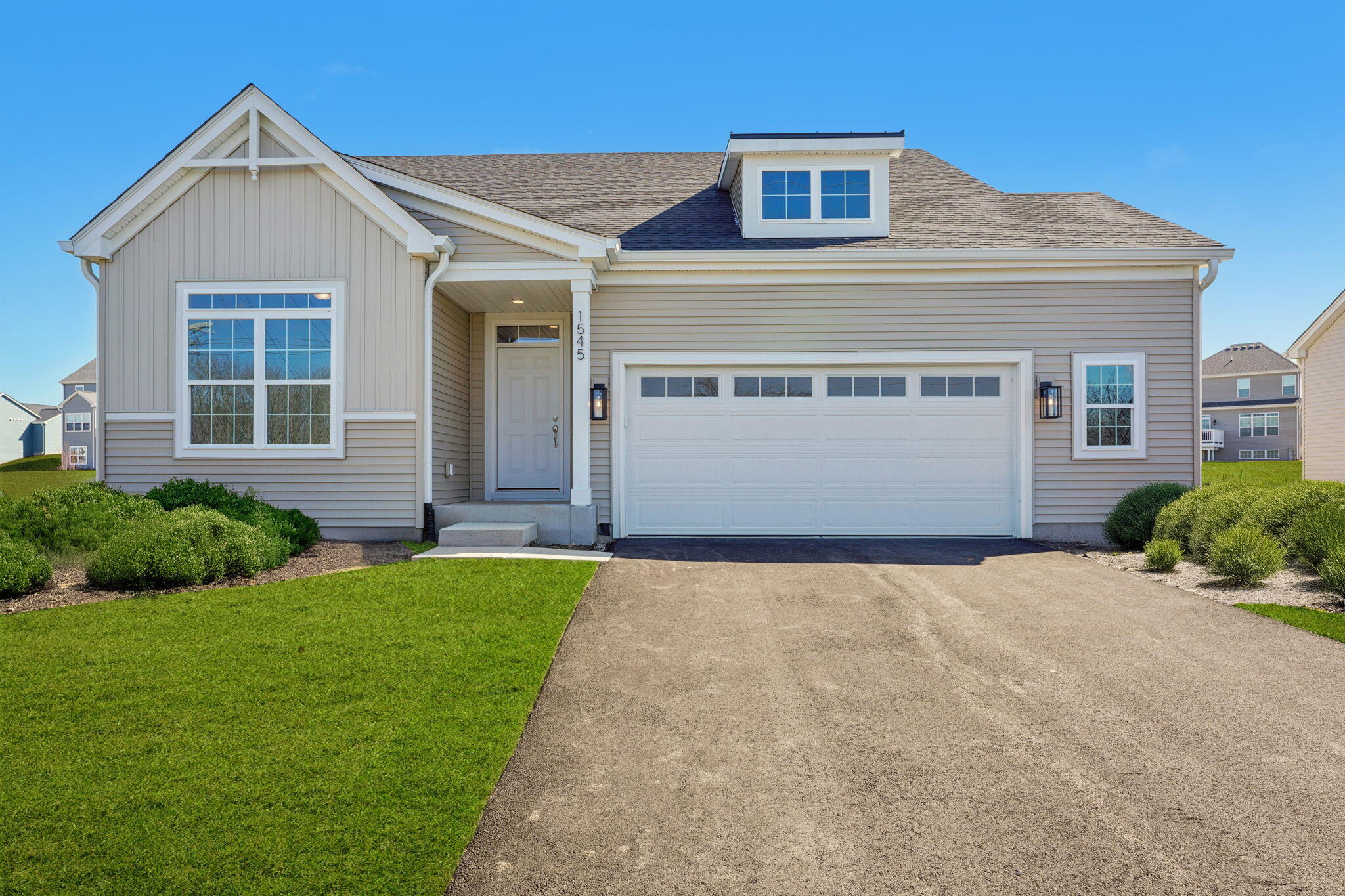 1545 N Stone Ridge Dr Property Photo 1
