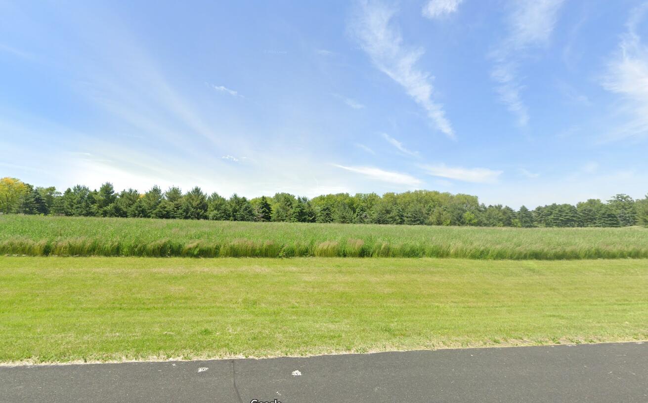 N909 Winds Way Property Photo 1