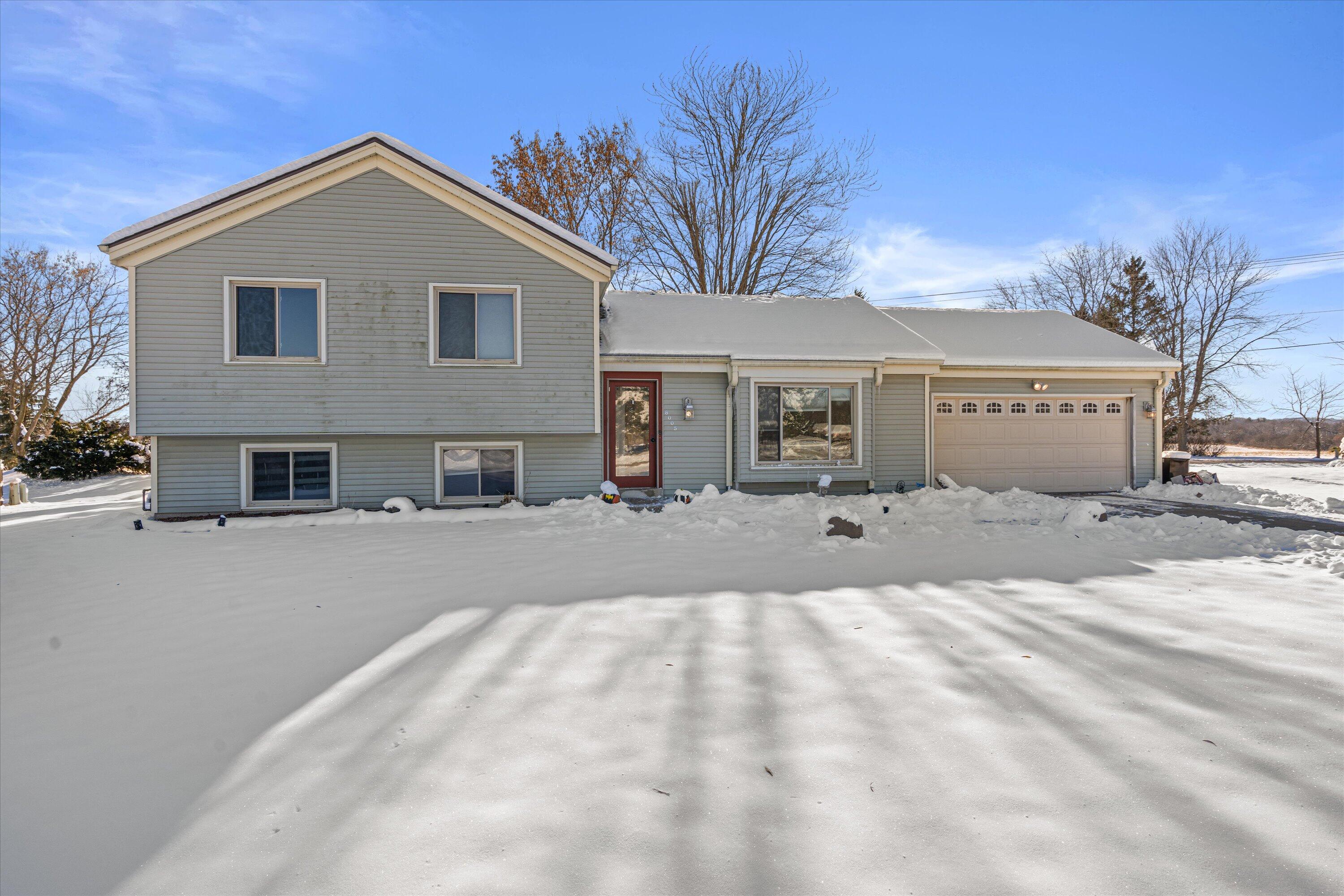 8005 Thistle Ct Property Photo 1