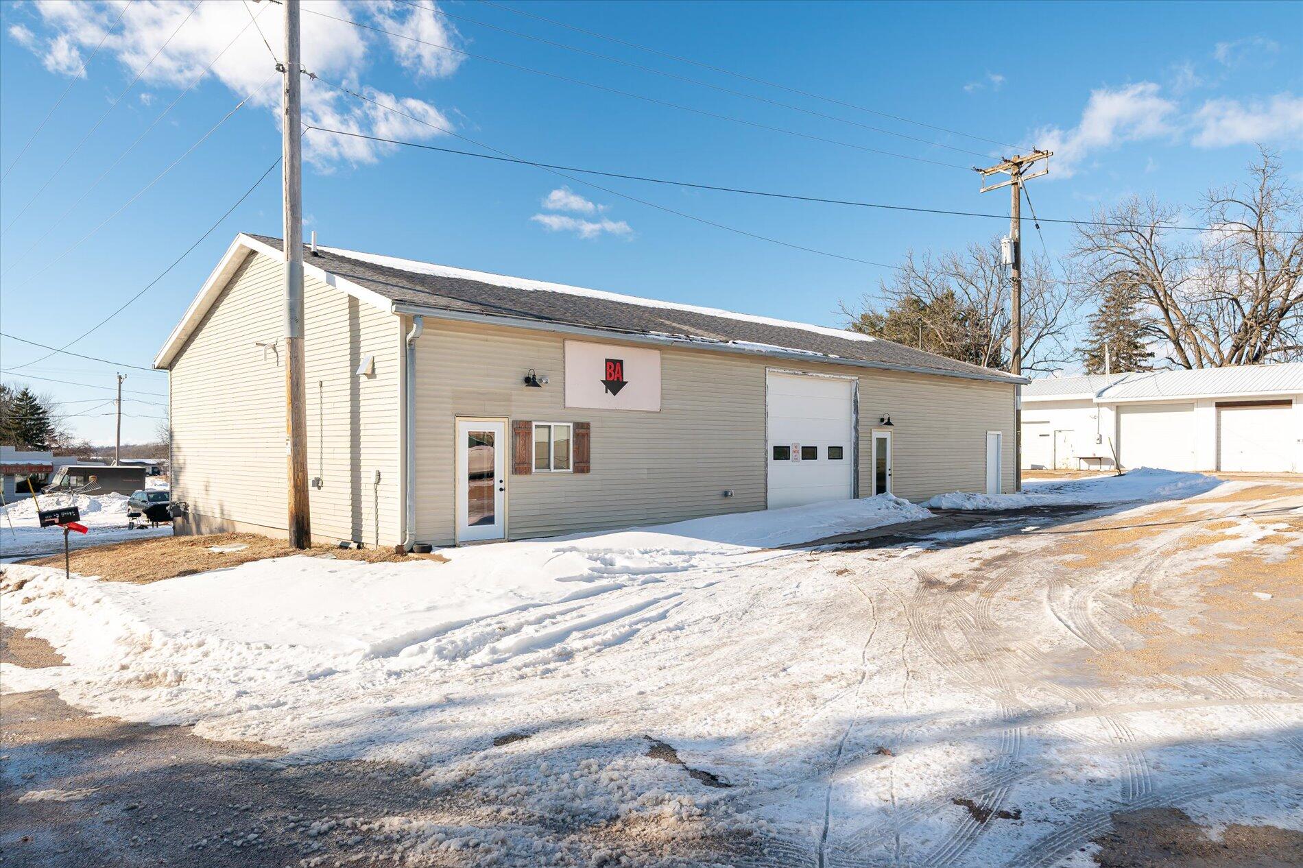 110 Fs Dr Property Photo 1