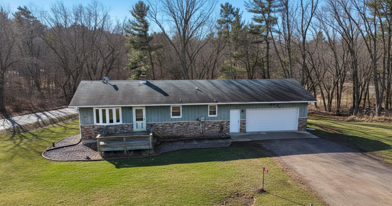 N3182 State Highway 54 - Property Photo 1