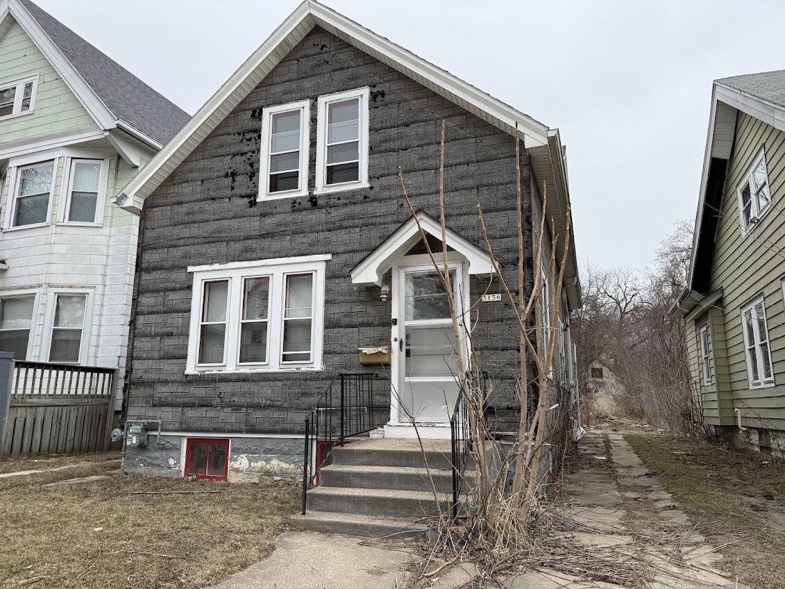 3156 N 6th St Property Photo 1