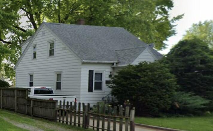 1221 Evans St Property Photo 1