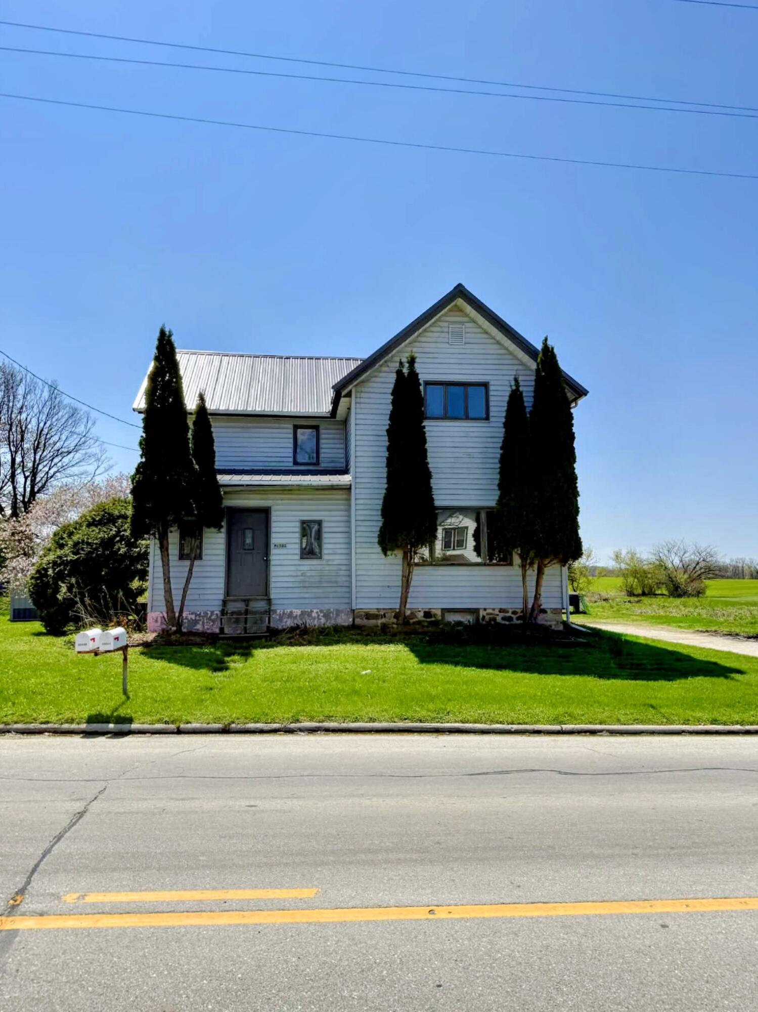 W1533 Highway 151 - Property Photo 1