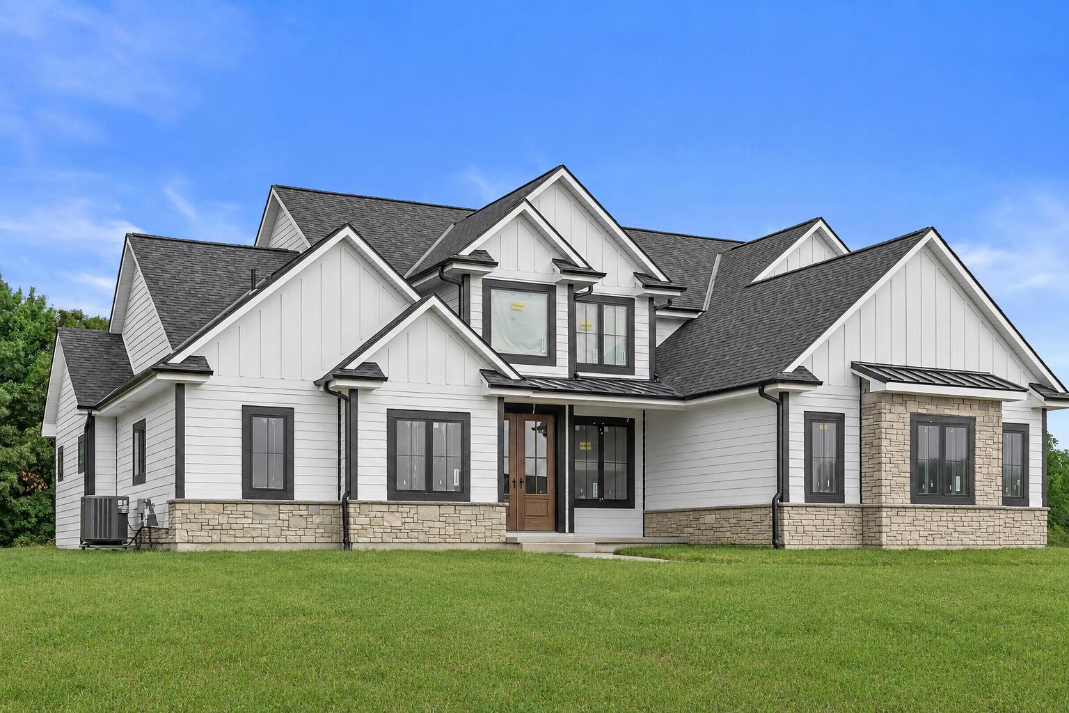 W257n5916 Autumn Way Property Photo 1