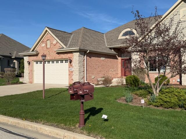 6837 W Greyhawk Ct Property Photo 1