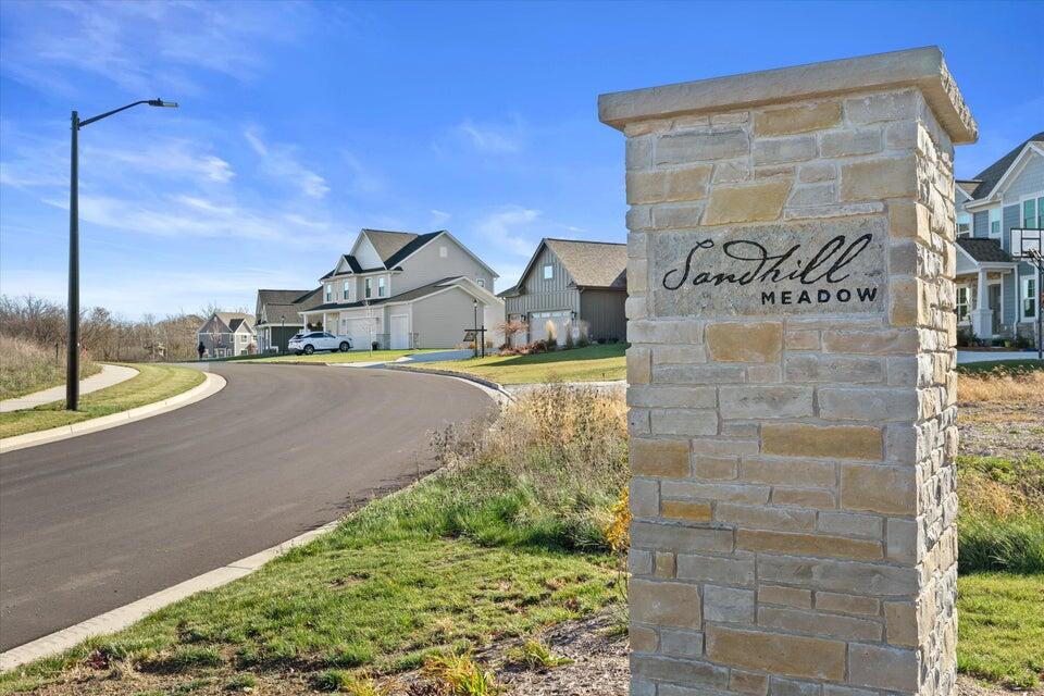 W194n5457 Broadwing Cir Property Photo 1