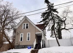 1431 W Chambers St Property Photo 1