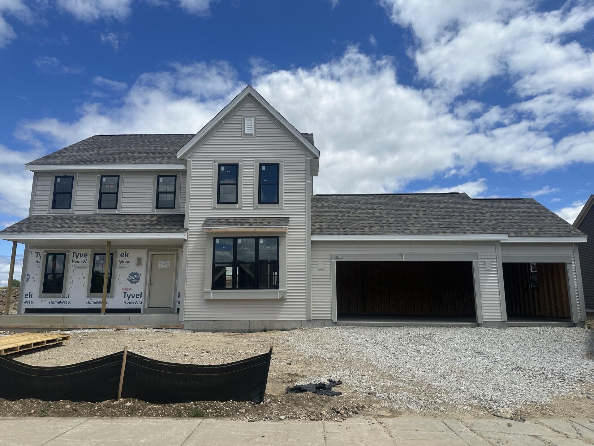 3805 White Oak Way Property Photo 1