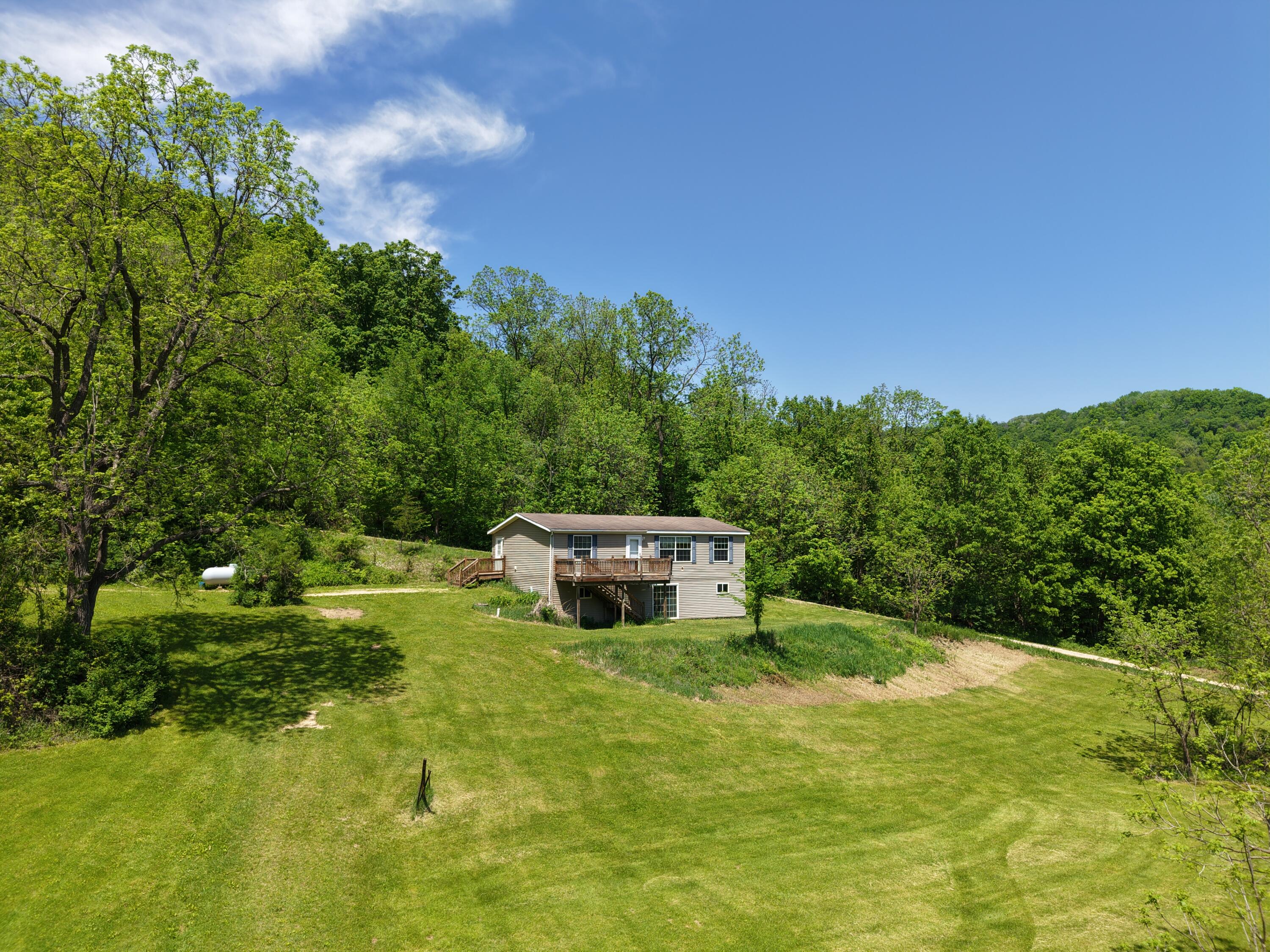 E11695 Chadwick Hollow Rd Property Photo 1