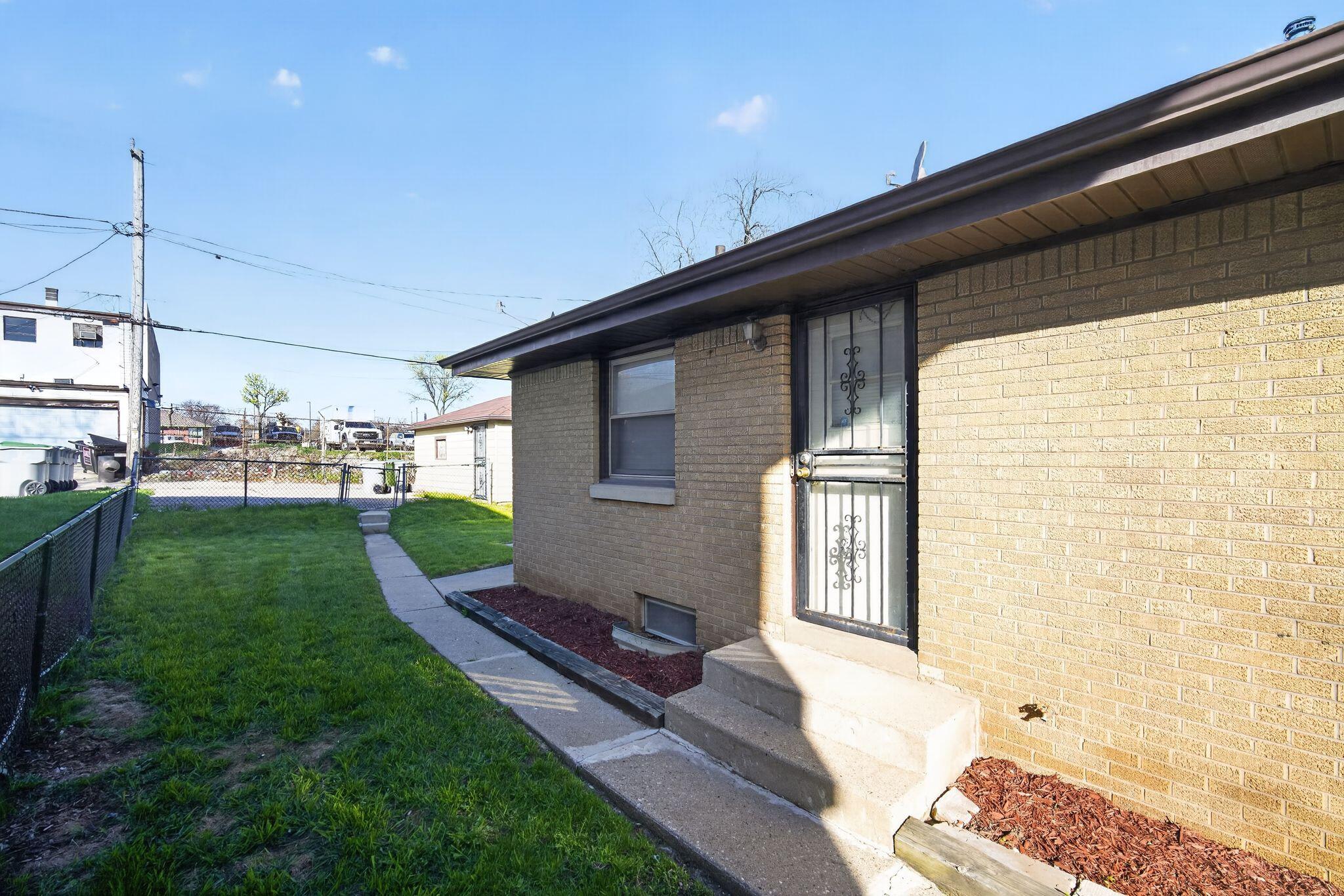 7471 W Beckett Ave Property Photo 1
