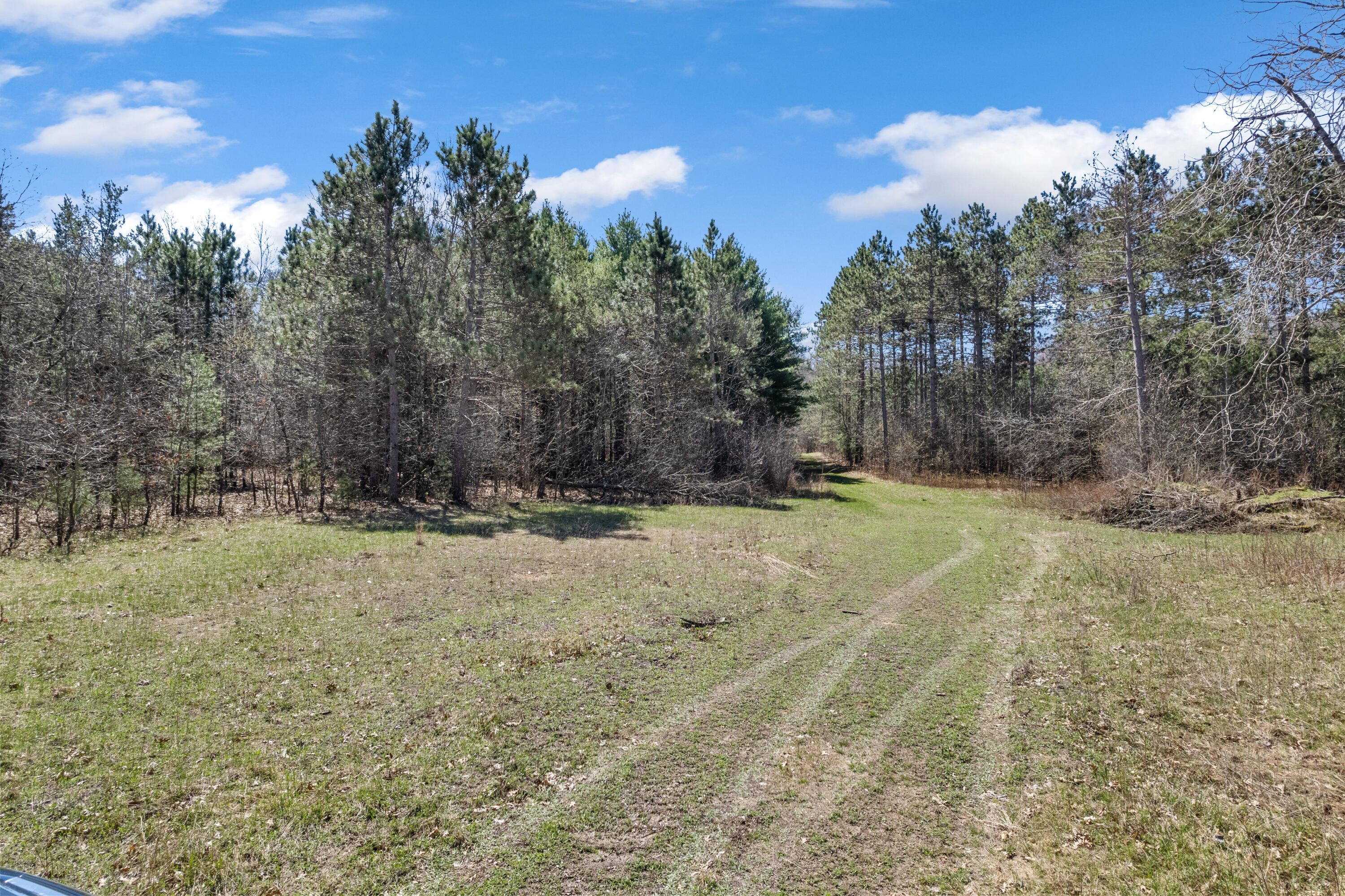 000 County Highway I - Property Photo 1