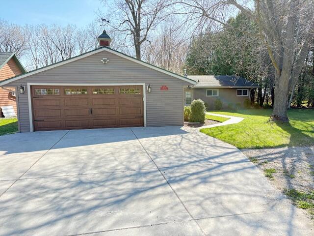 6770 Lee Harbor Ln Property Photo 1