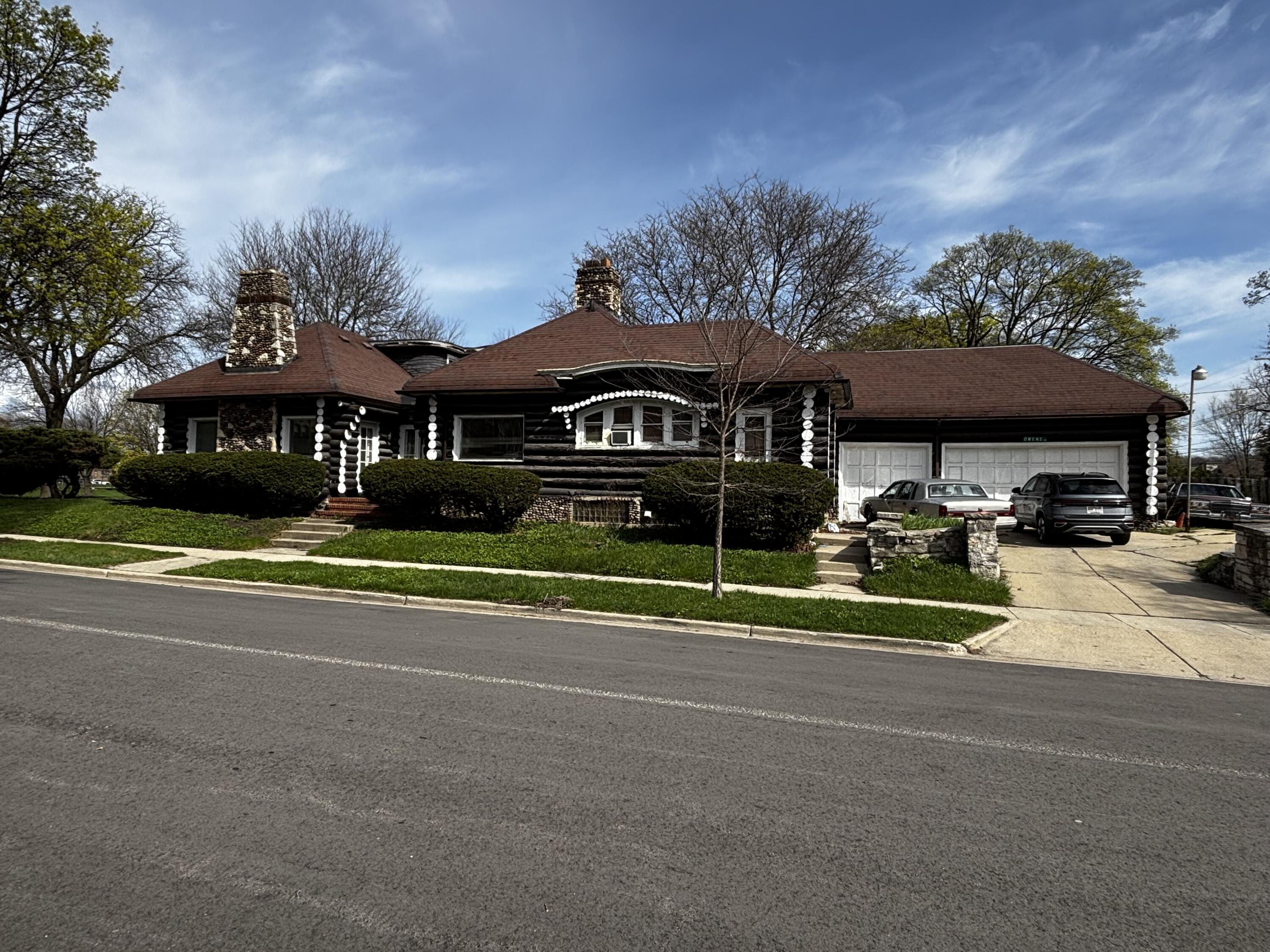 2602 N Sherman Blvd