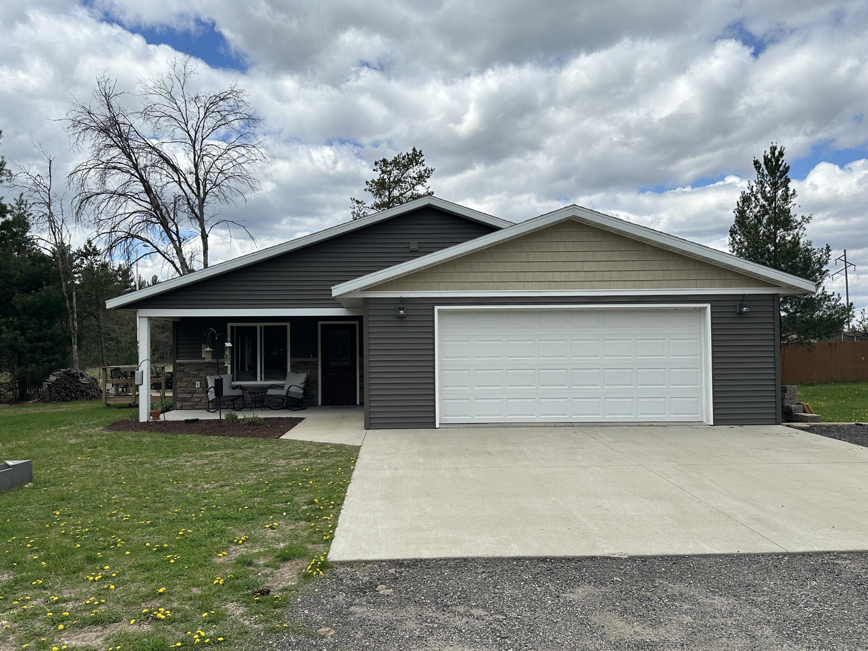 304 S Red Pine Trl Property Photo 1