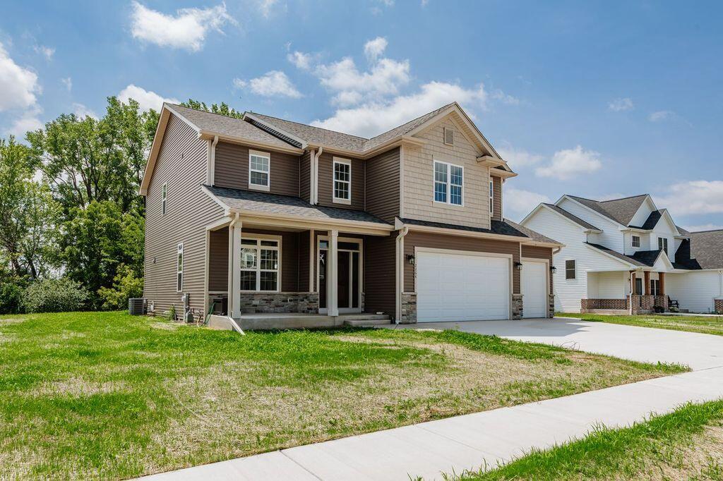 2264 Ravenswood Rd
