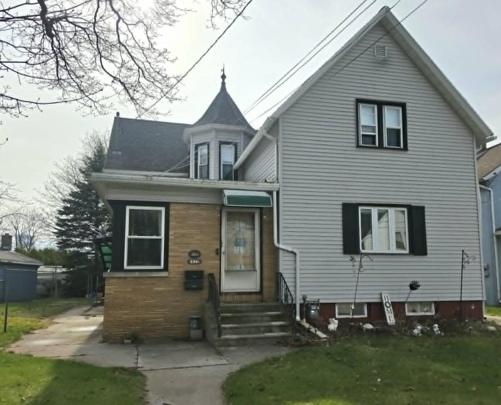1420 Hawthorne Ave Property Photo 1